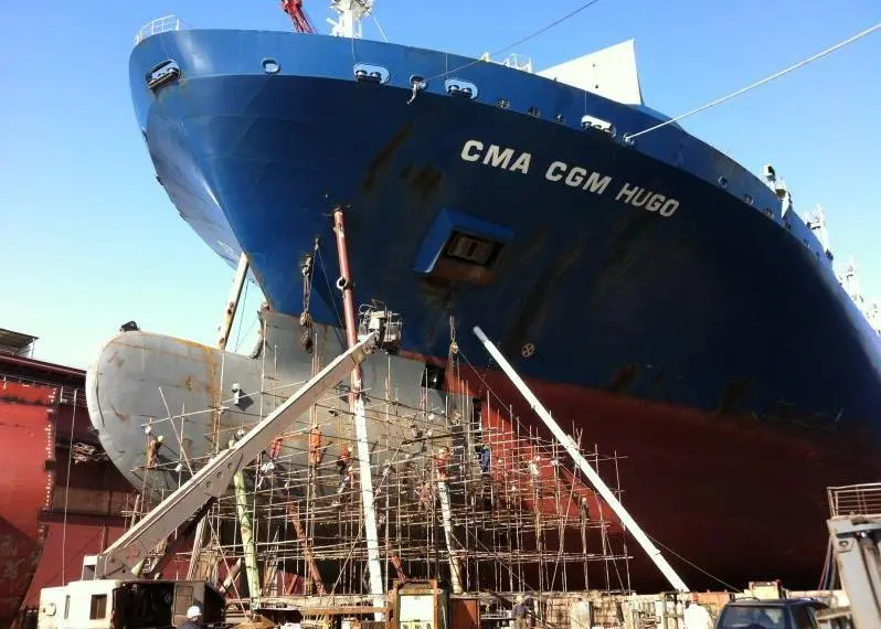 'Hugo' bow replaced in China