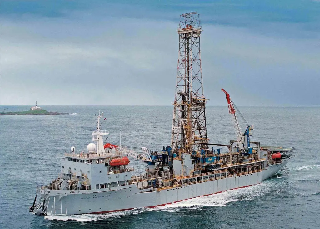 Natural gas could power future drillships