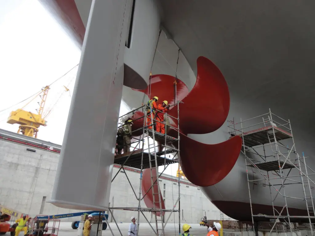 Current propeller designs offer energy saving potential, but for best results the various parts of the ship have to work together, and this means collecting and analysing data