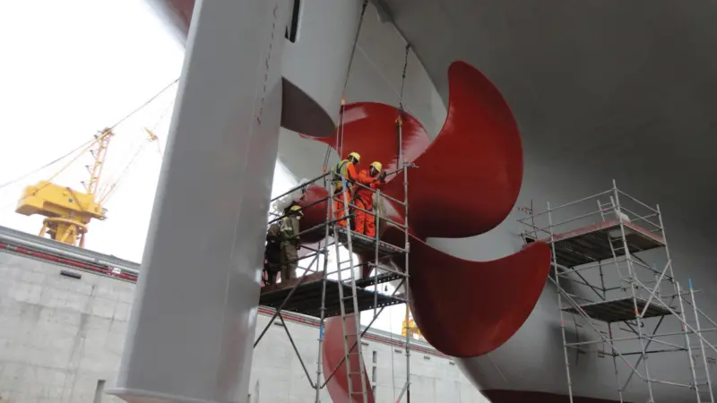 Current propeller designs offer energy saving potential, but for best results the various parts of the ship have to work together, and this means collecting and analysing data