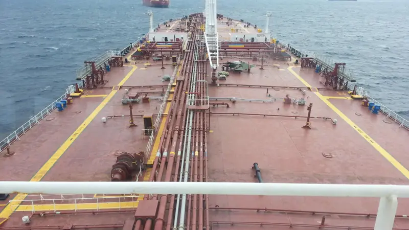 ‘Omera Queen’ view of open deck