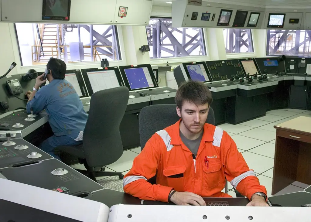 Kongsberg will provide its 'Full Picture' solution to shipyards and vessel owners in China and Korea