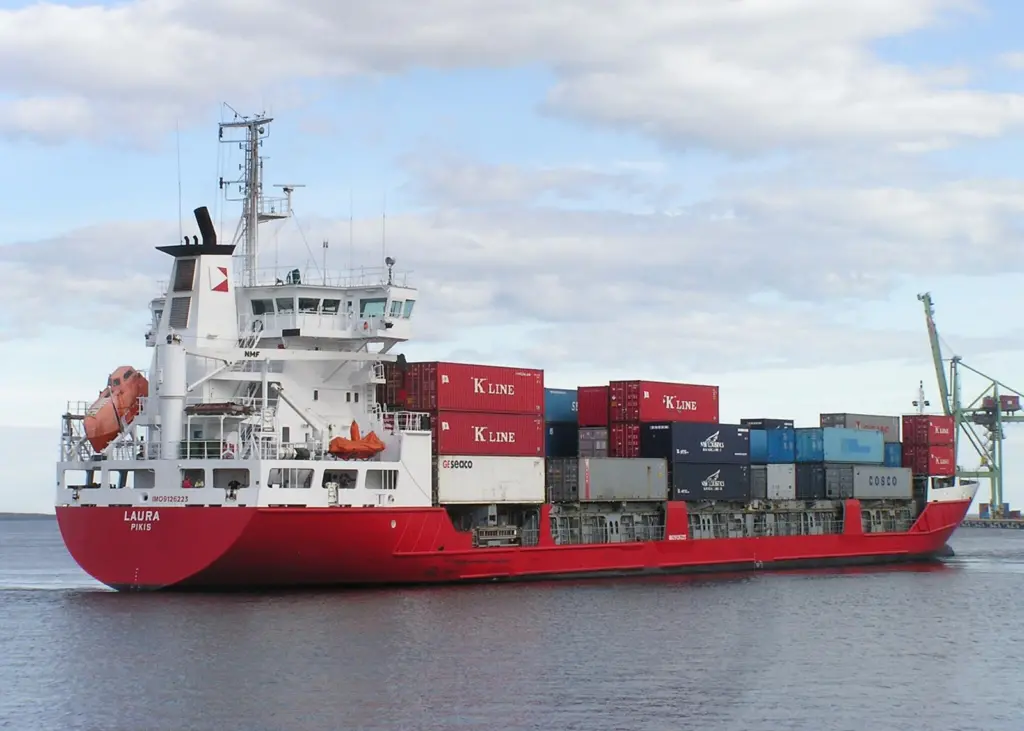 ‘Laura’ has the first DeltaLangh scrubber onboard