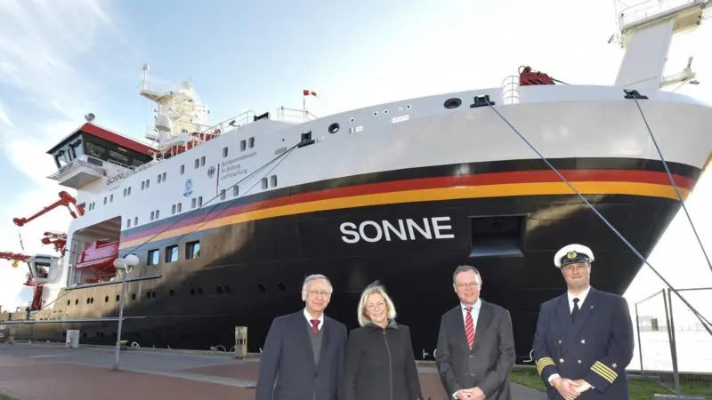 Sonne ready for service. From Left:Meyer head Bernard Meyer, Berlin Research Minister Johanna Wanka, Lower Saxony First Minister Stephan Weil and Sonne Captain Oliver Meyer