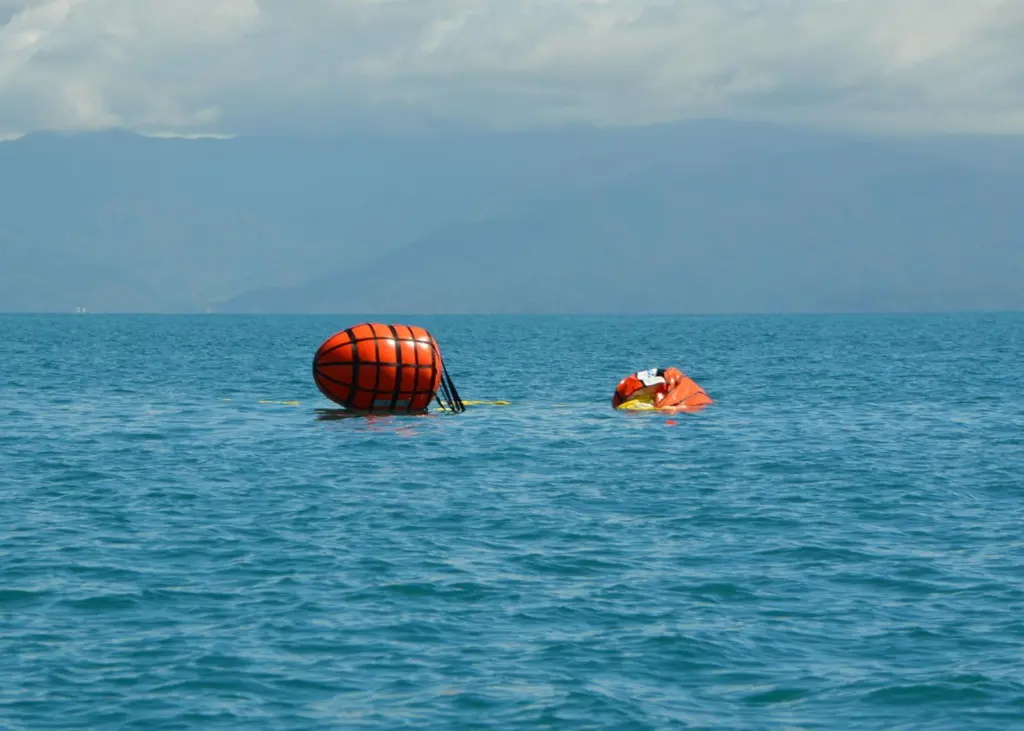 Miko Marine says the advanced materials used by the ShipArrestor enable it to quickly turn any size of ship in the wind and halve the speed at which it is drifting