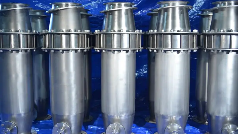 Under Coldharbour Marine's system, gas lift diffusion (GLD) units stir inert gas into the ballast water