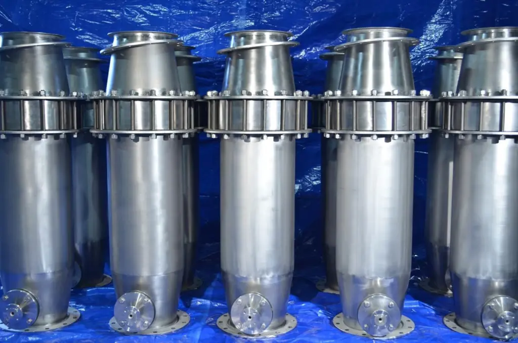 Coldharbour’s GLD BWMS uses an Inert Gas Generator (IGG) linked to GLD units mounted inside each ballast tank
