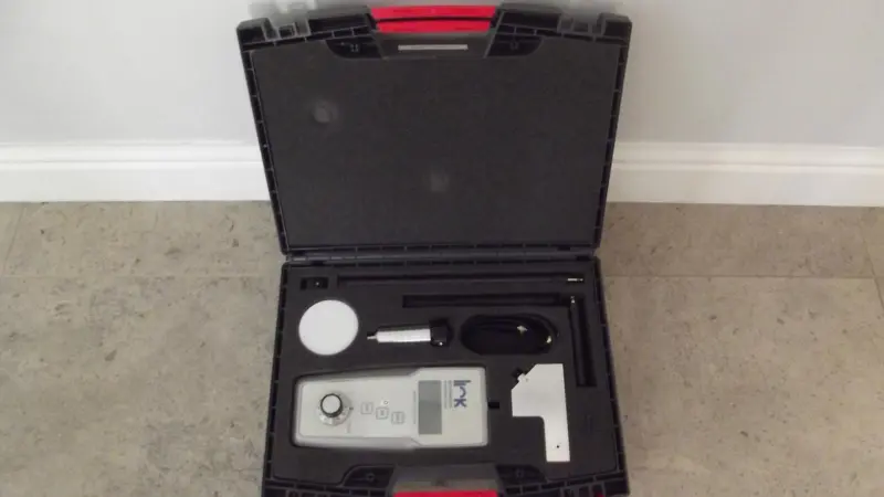 The complete kit has a bespoke extension rod allowing access to second and third row cylinders