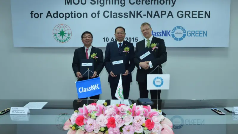 Left to right: Noboru Ueda, chairman and president, ClassNK; Mong-Jye Lee, president, Evergreen Marine Corp; and Juha Heikinheimo, president, NAPA Group