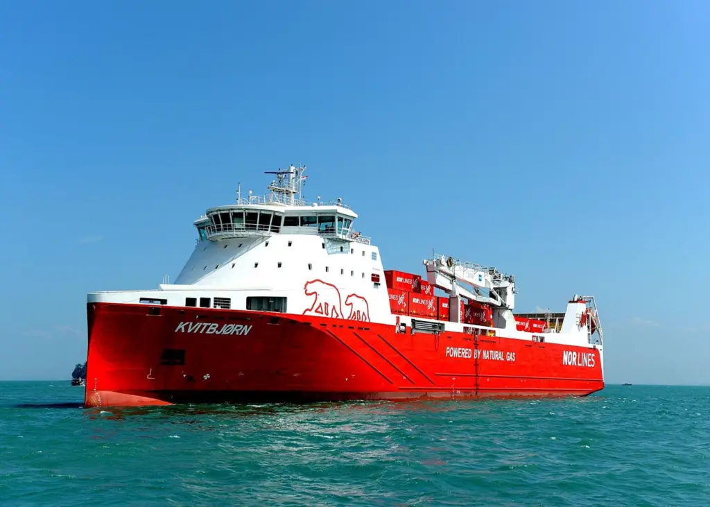 'Kvitbjørn’ has become the world’s first vessel to operate between Asia and Europe running solely on LNG. Photo: Rolls-Royce