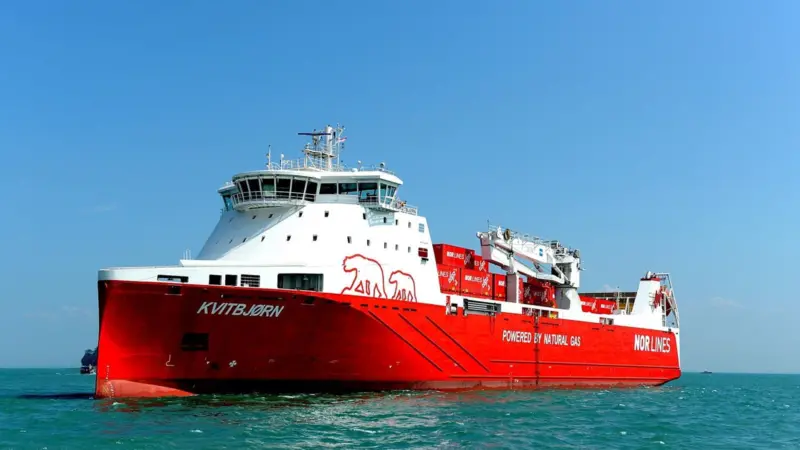 'Kvitbjørn’ has become the world’s first vessel to operate between Asia and Europe running solely on LNG. Photo: Rolls-Royce