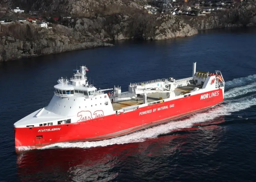 'M/S Kvitbjørn' is fuelled by LNG and can carry as much cargo as 200 trucks