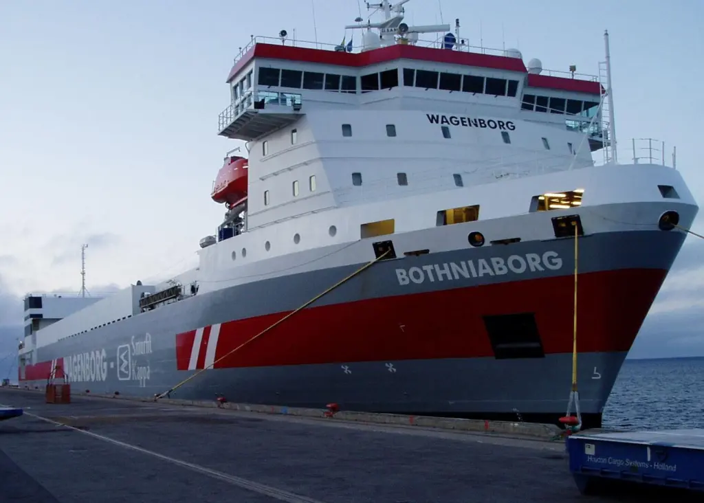 'Bothniaborg' is one of the two Royal Wagenborg vessels to be fitted with Wärtsilä scrubber systems