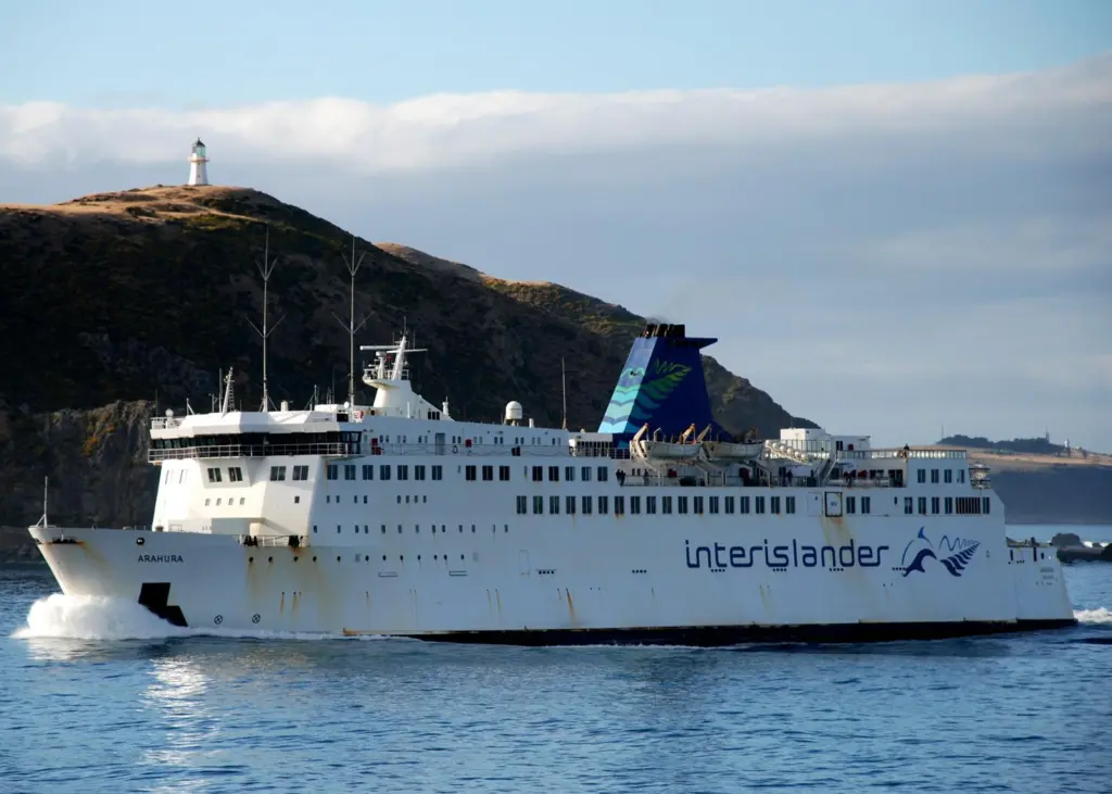 Interislander ferry 'Arahura' will run an auxiliary engine on a diesel-water emulsion under a three-month trial