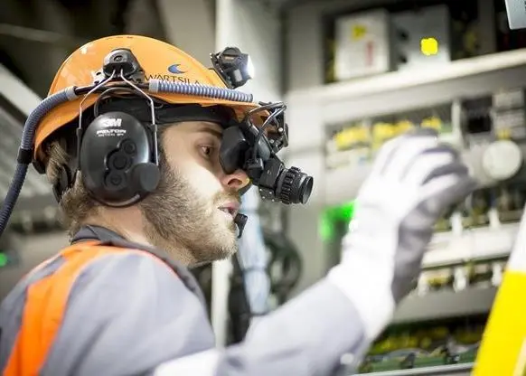 Wärtsilä’s remote support services allow customers to receive real-time advice and support for their assets