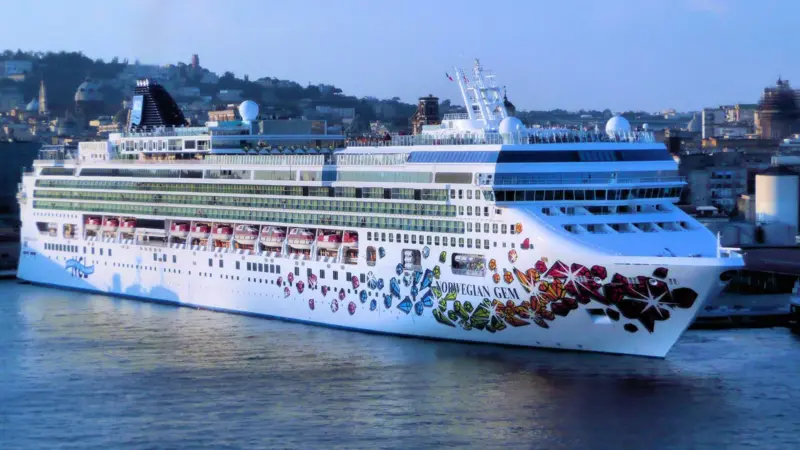 A composite superstructure trial on the 'Norwegian Gem' showed relatively short payback periods based on fuel savings or added cabins for a similar weight
