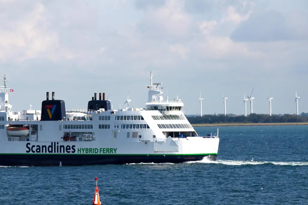 Projects like the Scandlines ferries, which employ Li-ion power systems from Corvus Energy, are accelerating marine battery development