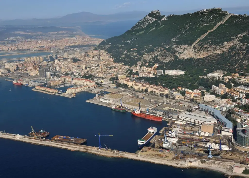 Gibdock's strategic location means German vessels can be docked at the yard without deviation