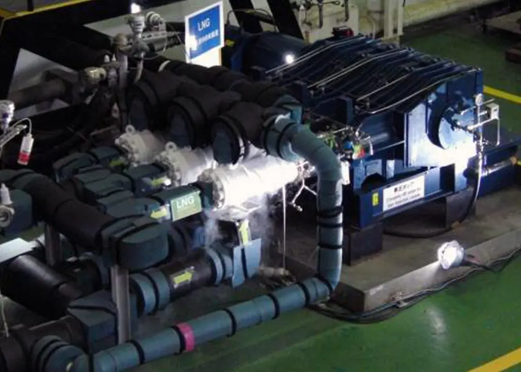 The pressurising unit of the high-pressure gas supply system under tests at a Mitsubishi Heavy Industries facility (photo: MHI)