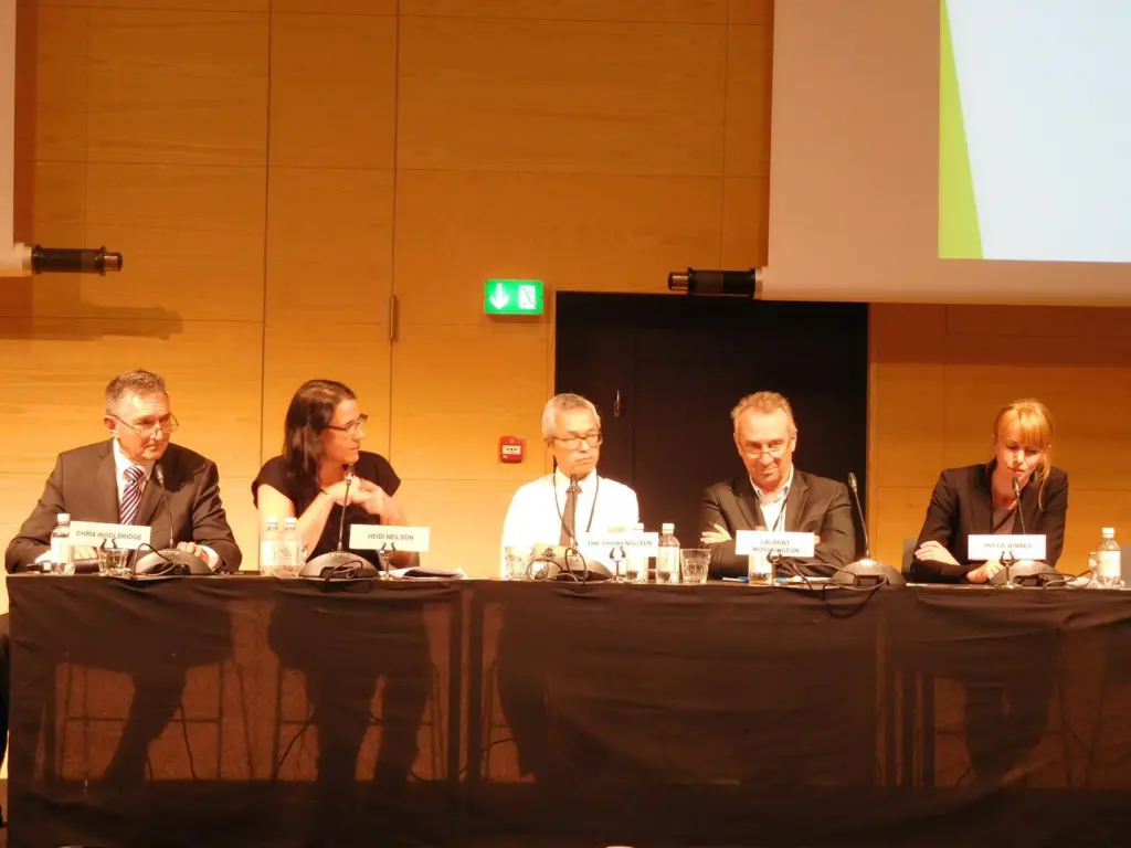 Heidi Nielson (second left) outlined proposals to extend shore power provision in Oslo at GreenPort Congress last month