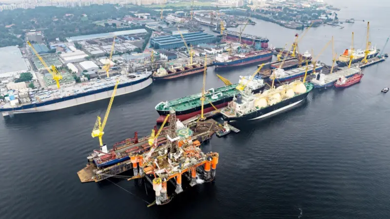 SembCorp has clocked up 34 LNG vessel repair and upgrade projects in 2015