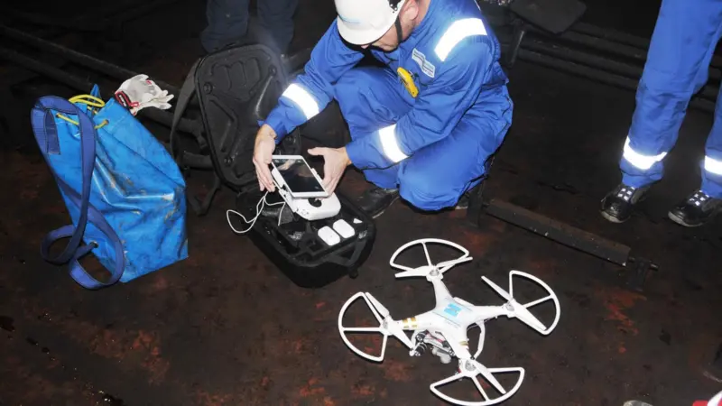 DNV GL surveyors tested a camera-equipped drone