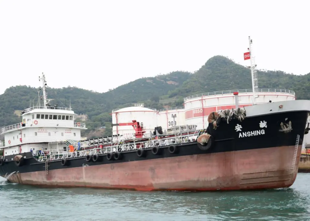Mass flow metering, on barges such as the 'Anshing' in Hong Kong, is bringing greater transparency to the bunker market