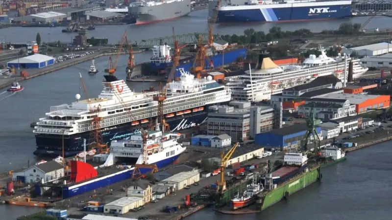 Lloyd Werft: new group confirmed