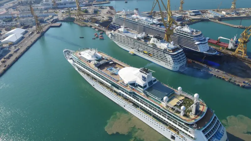 Four cruise ships are being repaired at Navantia's shipyard in Cadiz