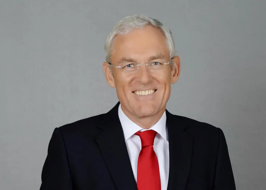 ICS chairman, Esben Poulsson