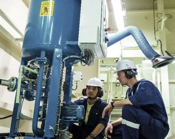 The SEA-Mate B1000 uses system oil as a base to mix cylinder oil with BN30-140, dependent on fuel sulphur, while minimising feed rate