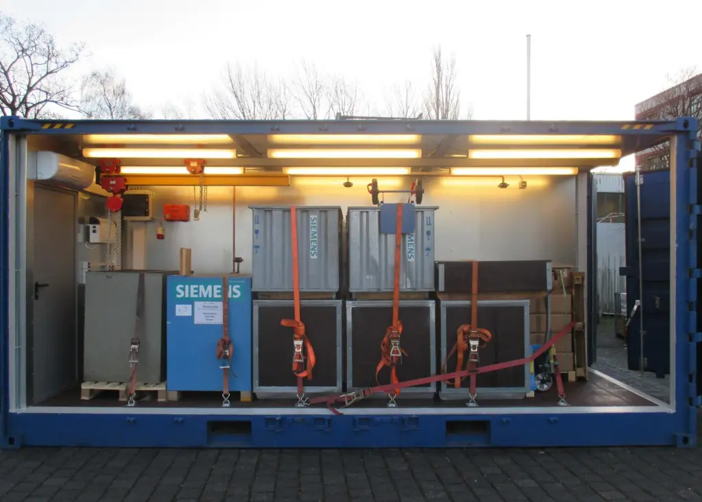 Siemens was able to save two days on drive maintenance and repair for a ferry operator using its containerised service solution