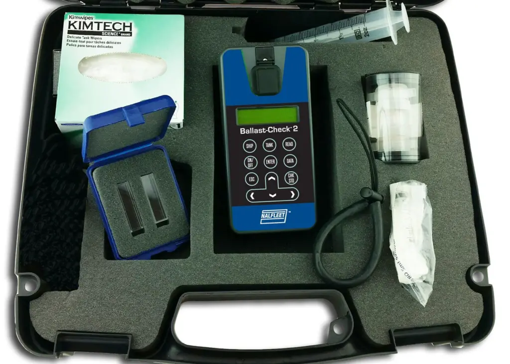 The Ballast-Check 2 PAM Fluorometer provides an indication of treated ballast water quality within a minute