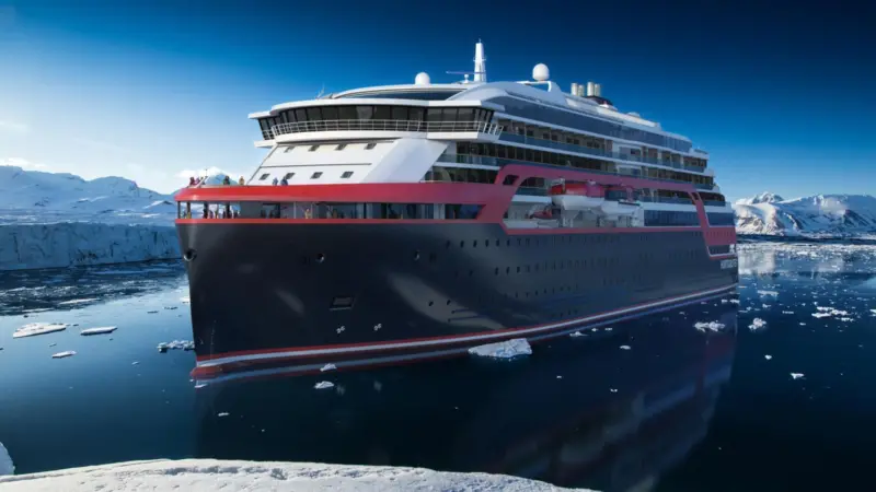 An order for two polar cruise vessels from Hurtigruten has added to Kleven's order book