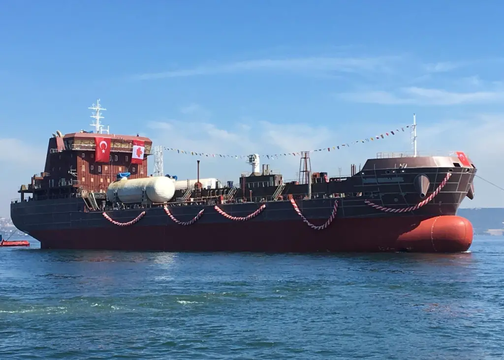 Offering the capability for asphalt/bitumen cargoes, 'Damia Desgagnes' is set to be phased into the St Lawrence River and Canadian east coast trade