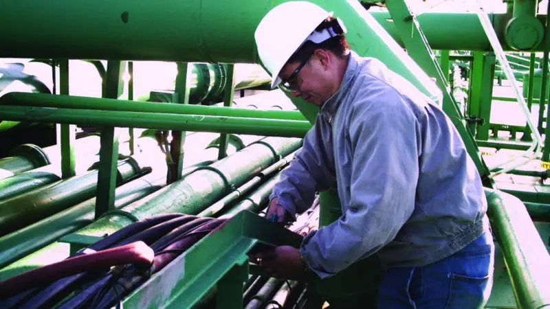 AET is a passive non-destructive examination technology that has been successfully applied to detect and monitor crack propagation