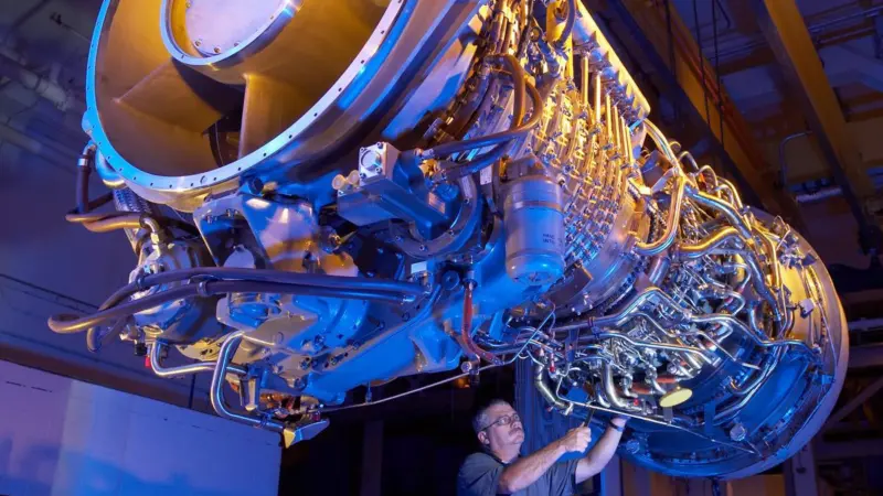 GE’s Marine Solutions is now supplying electric start systems for its line of aeroderivative marine gas turbines