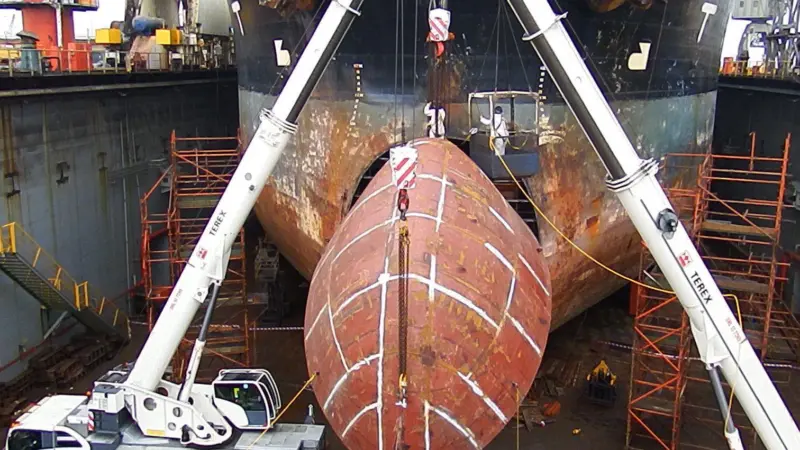 The repair strategy involved pre-fabricating the bulbous bow completely before the vessel was dry-docked