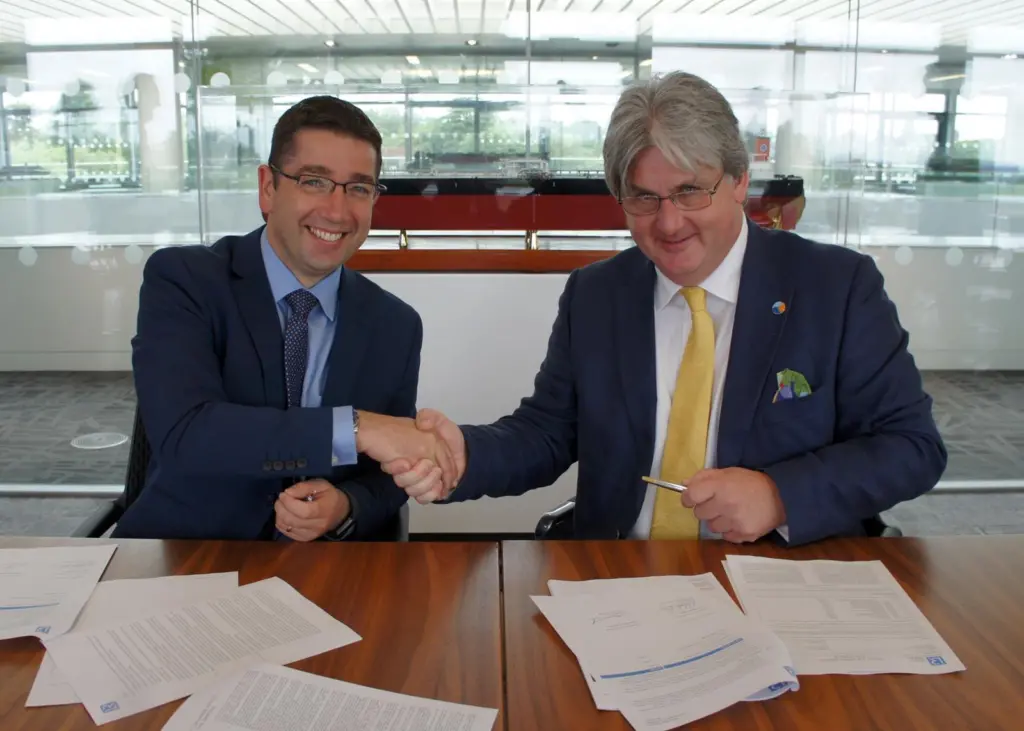 Contract signing