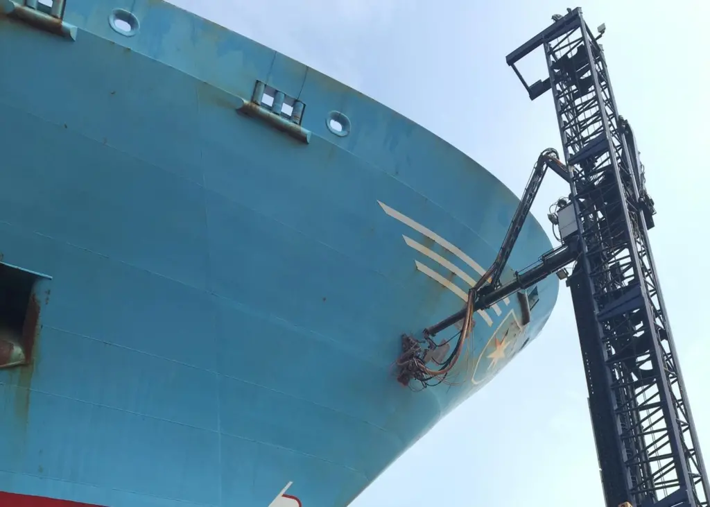Automated coating removal and application is making paintwork cheaper and safer for ships visiting Hamburg