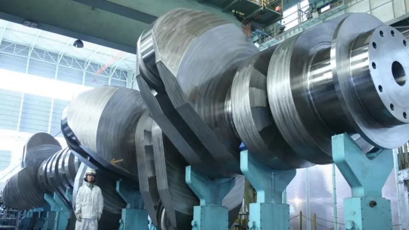 Stronger and more compact crankshafts will enable more efficient two-stroke engine design