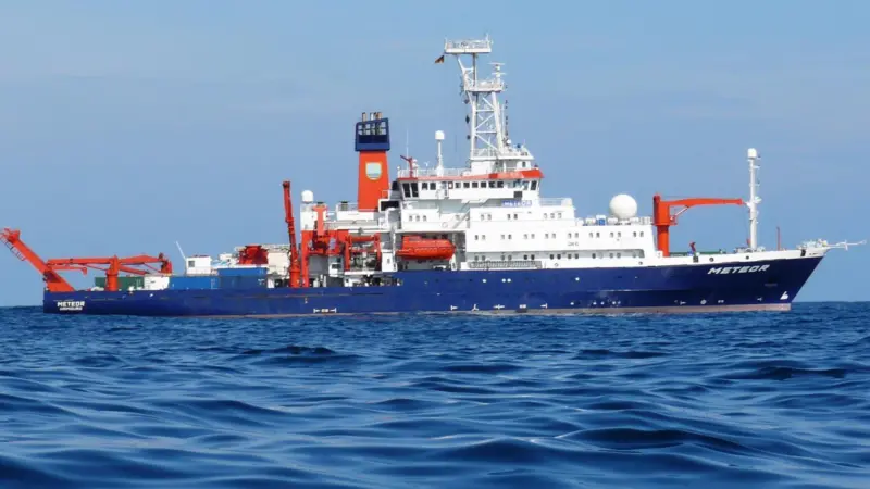 German research vessel 'Meteor', host to important trials into the efficacy of sampling equipment