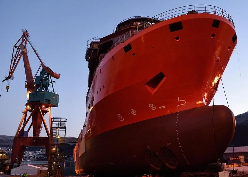 Fuel efficiency on the first Kleven-built mining vessel for De Beers was 30% better than expected