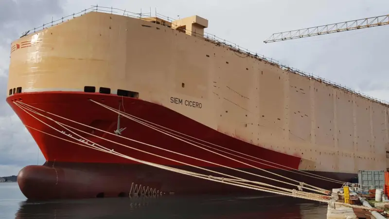 The Uljanik-built 'Siem Cicero' picked up her transatlantic duties at Emden, pivotal to the Volkswagen traffic