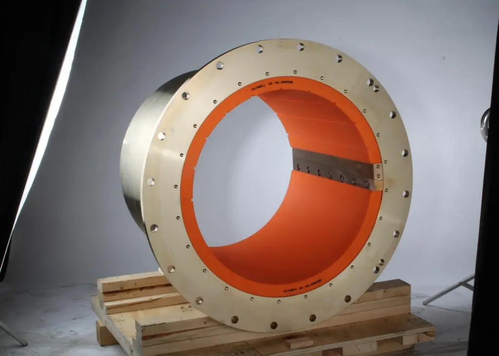 Thordon Bearings says the shipping industry is returning to seawater-lubricated systems