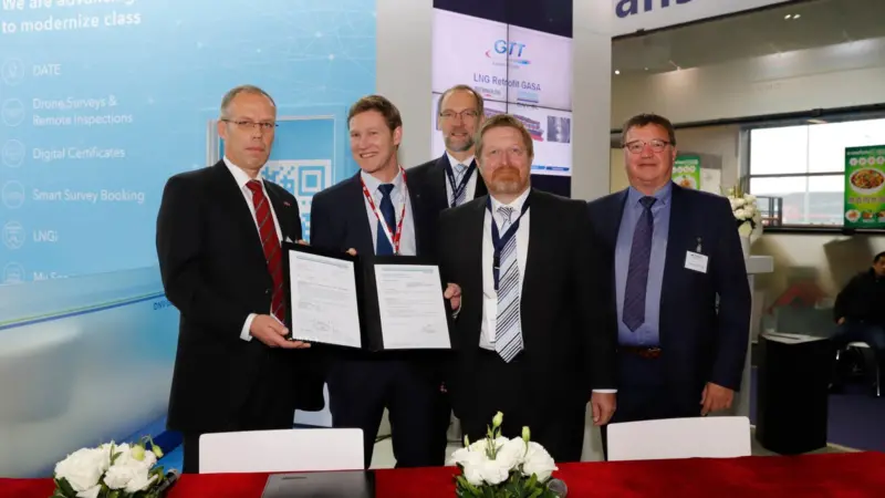A membrane gas tank with exoskeleton to ease LNG retrofits for container ships, has received a general approval for ship application from DNV GL