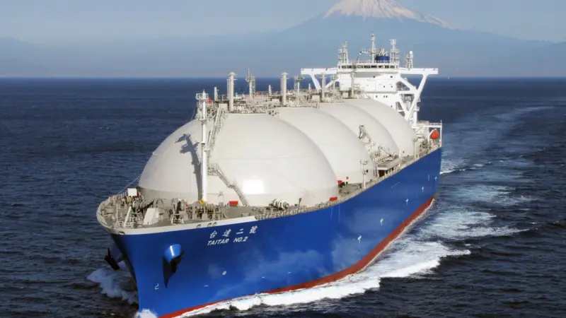 LNG carrier Taitar No.2