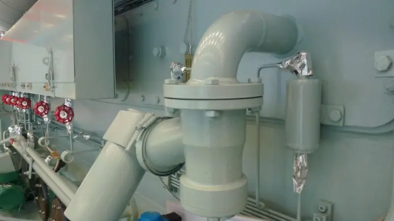 A charge-air blow-off valve, one of two means of achieving a part-load engine optimisation, applied on engine