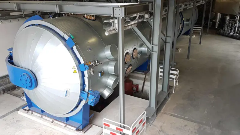 The autoclave in MARIN’s new multiphase wave lab, for LNG tank sloshing studies
