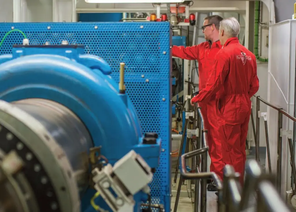 Claims for auxiliary engine damage cost an average of US$344,615